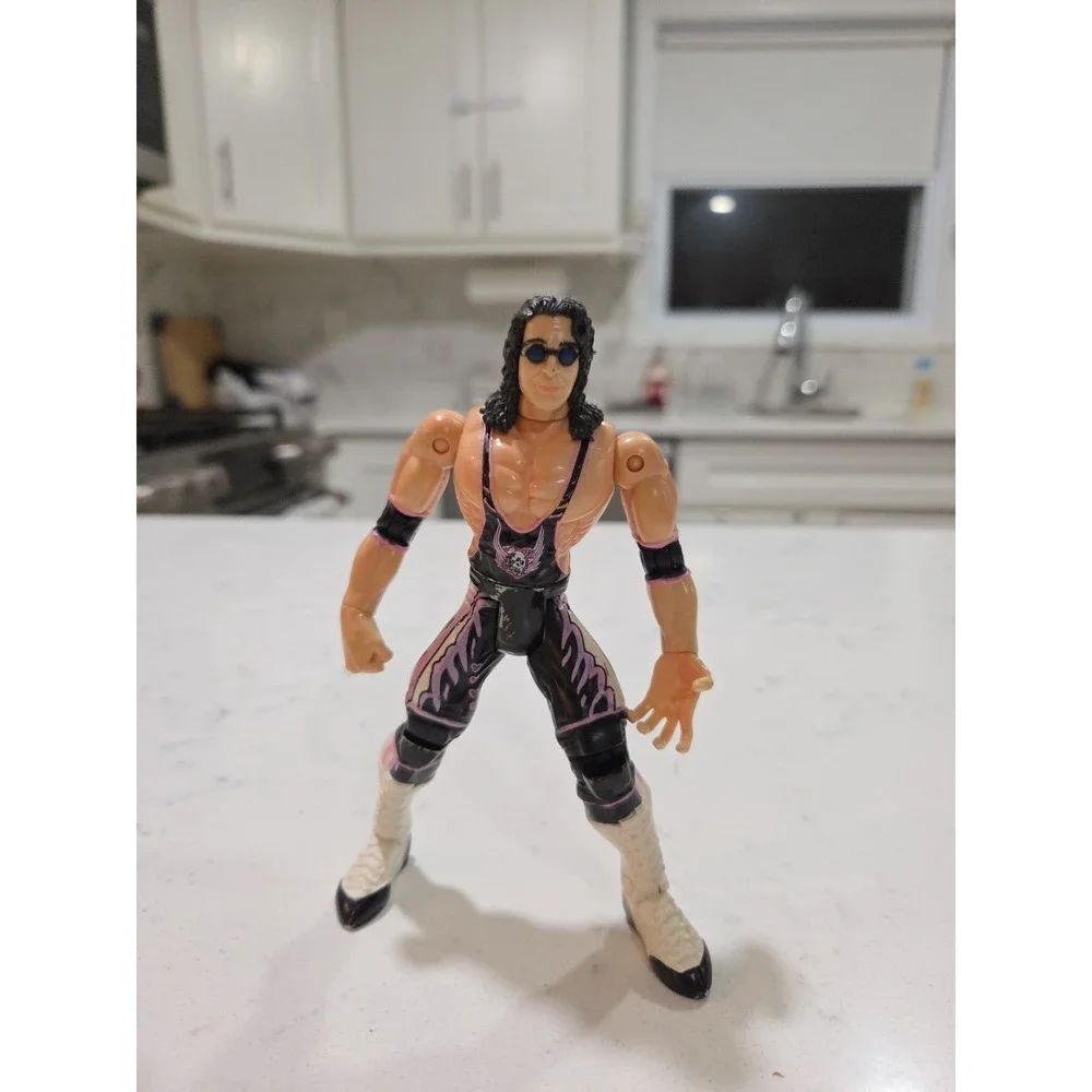 Bret The Hitman Hart 1999 WCW NWO Toy Biz Ring Fighters Wrestling Action Figure